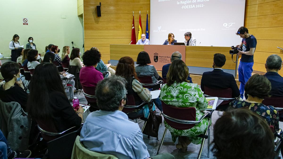 Reunión de la Comisión rectora de prevención y lucha contra la pobreza.