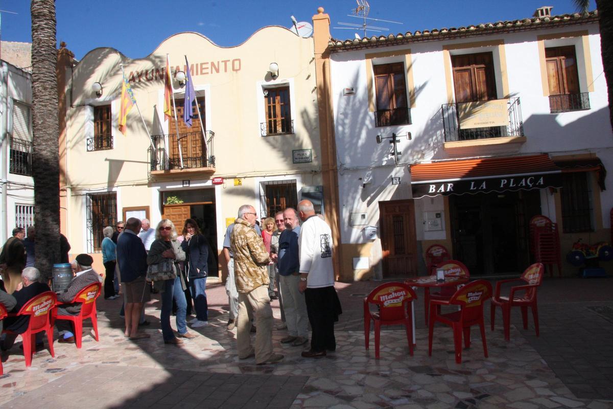 Vista del Ayuntamiento del municipio de Orxeta, en imagen de archivo.