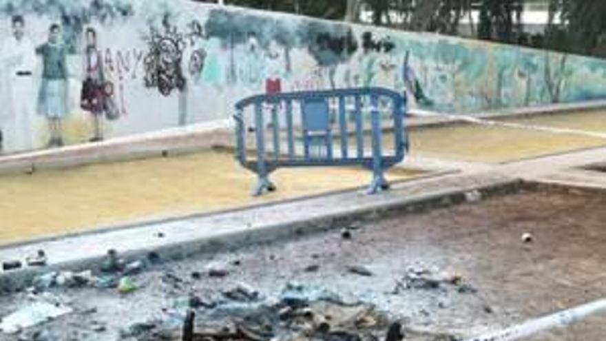 El alcalde de Guardamar condena la tira de huevos y vandalismo de Halloween