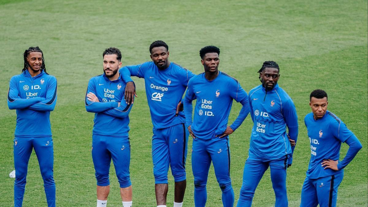 Konaté queda en evidencia en la derrota de Francia