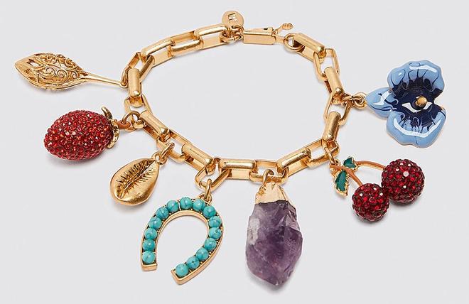 Pulsera de 'charms' de la buena suerte de Zara