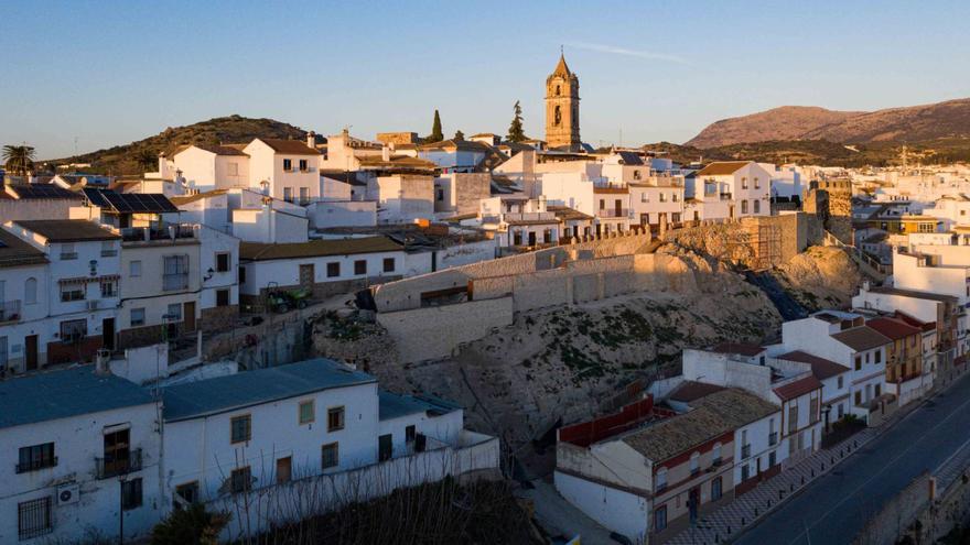 Las obras de la muralla de la Villa y la ladera sur en Cabra encaran su recta final