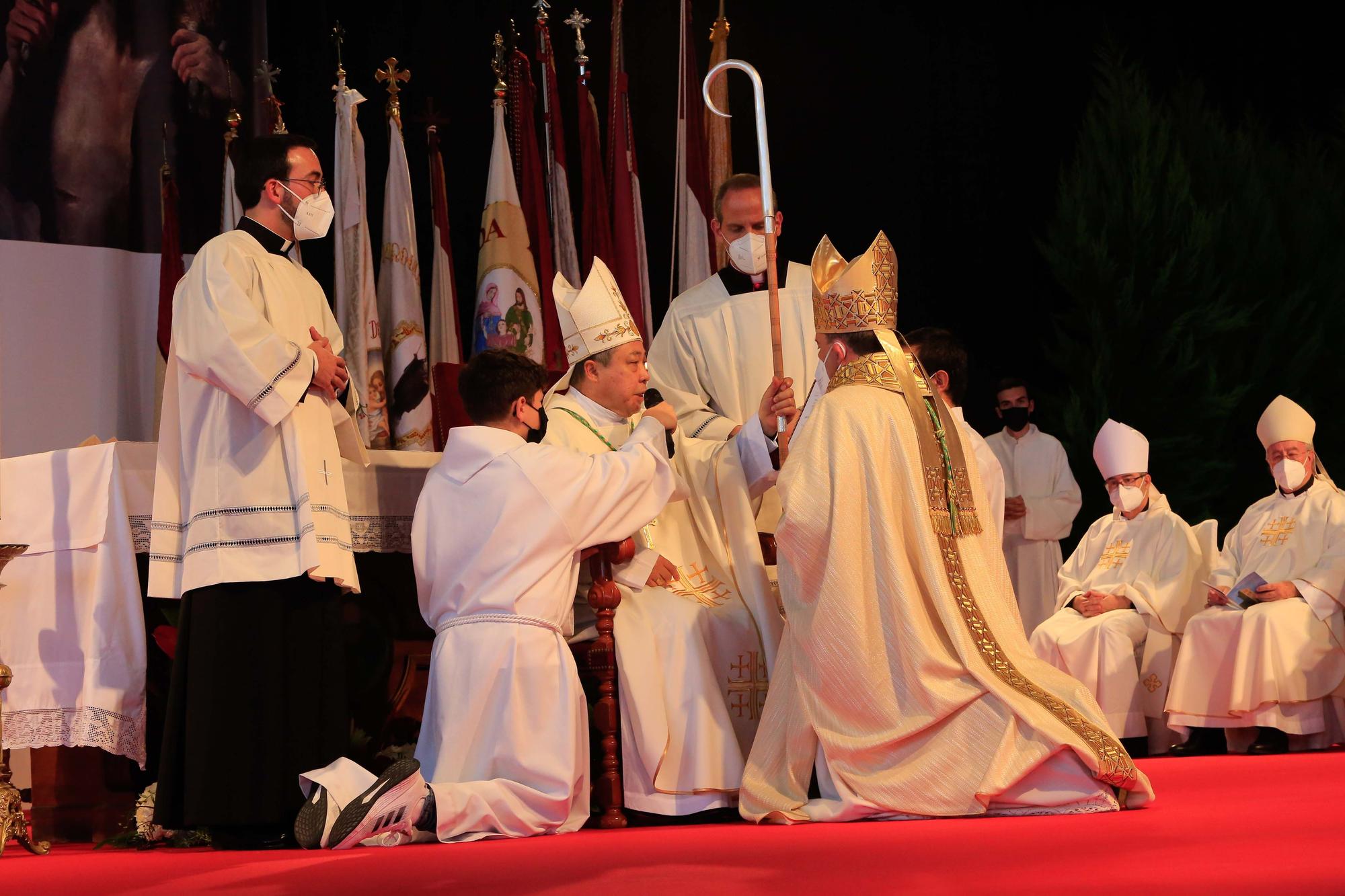 Ordenación del obispo en el Recinto Ferial