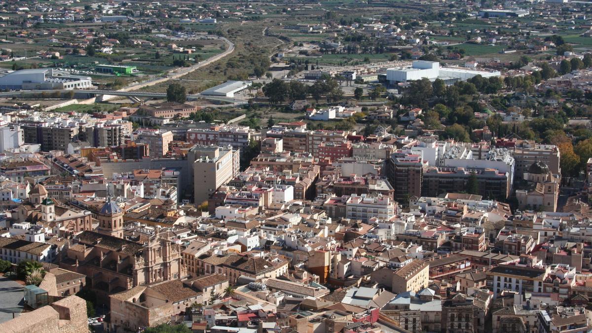 Panorámica de la ciudad desde lo más alto de la Torre Alfonsina del Castillo.