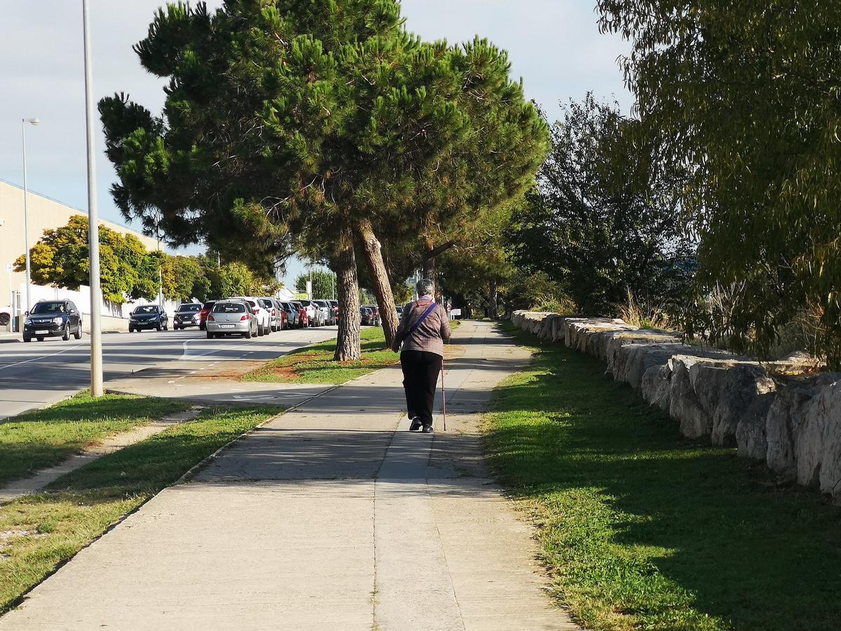 Rubí anima la ciutadania a afegir-se a la xarxa de voluntariat Grans Nexes per combatre la soledat no volguda de les persones grans