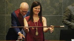 undefined48643508 imatge de maria miranda amb la vara d alcaldessa aquest 15 d200515163436