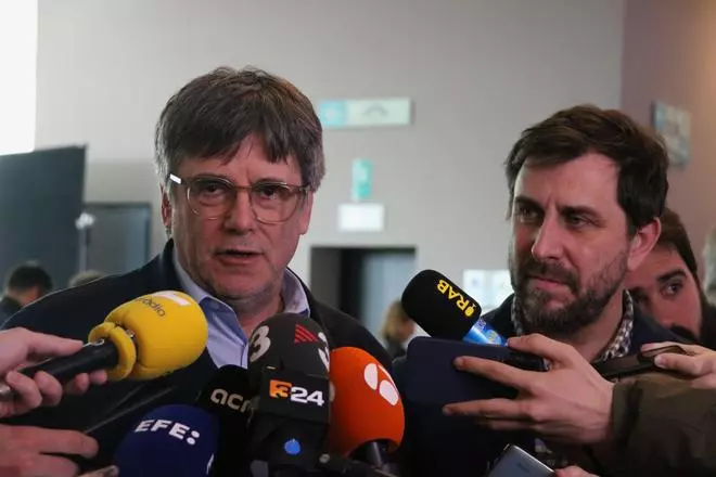 Puigdemont considera la independència "legal i vigent" perquè el Parlament no se n'ha desdit