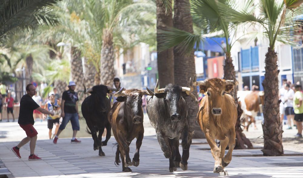 El Grau vive un multitudinario día de Sant Pere