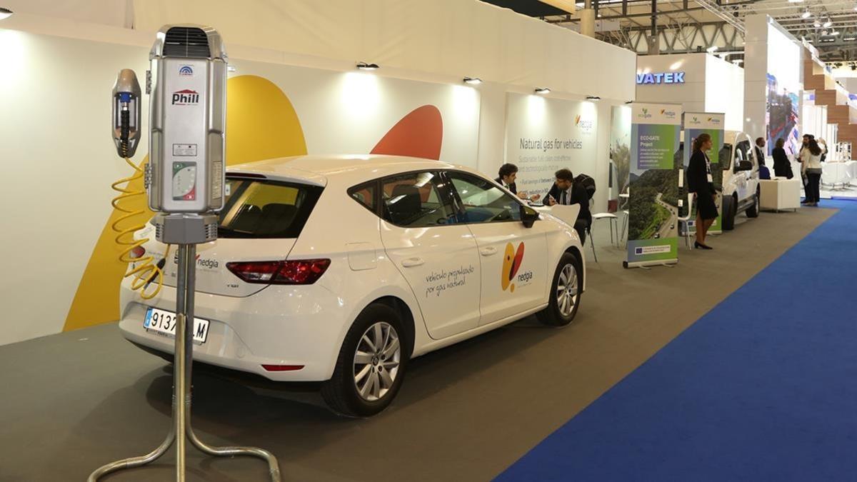 Cargador domestico para coches alimentados con gas comprimido GNC, mostrado estos días en la feria Gastech.