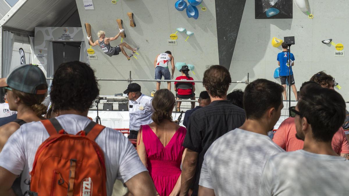Pruebas clasificatorias de ‘boulder masculino’ para el campeonato de Europa de escalada