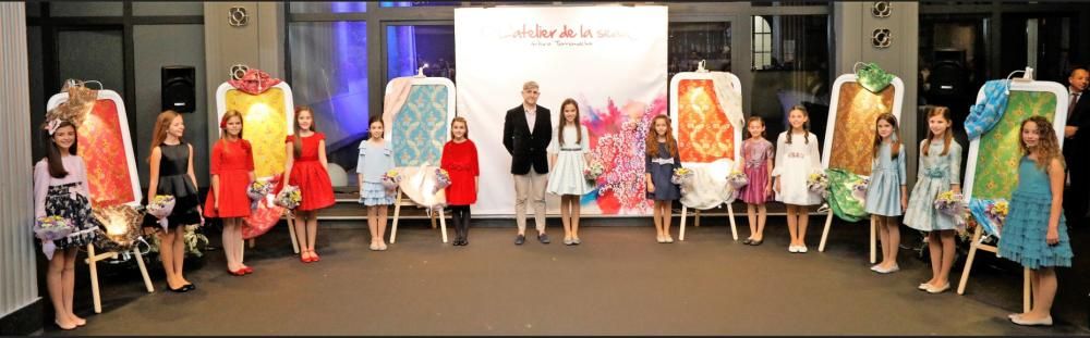 Presentación de las telas de la corte infantil Fallas 2019