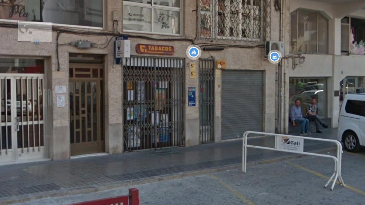 Estanco de Pilar de Burriana en la Plaza el Pla, 11.