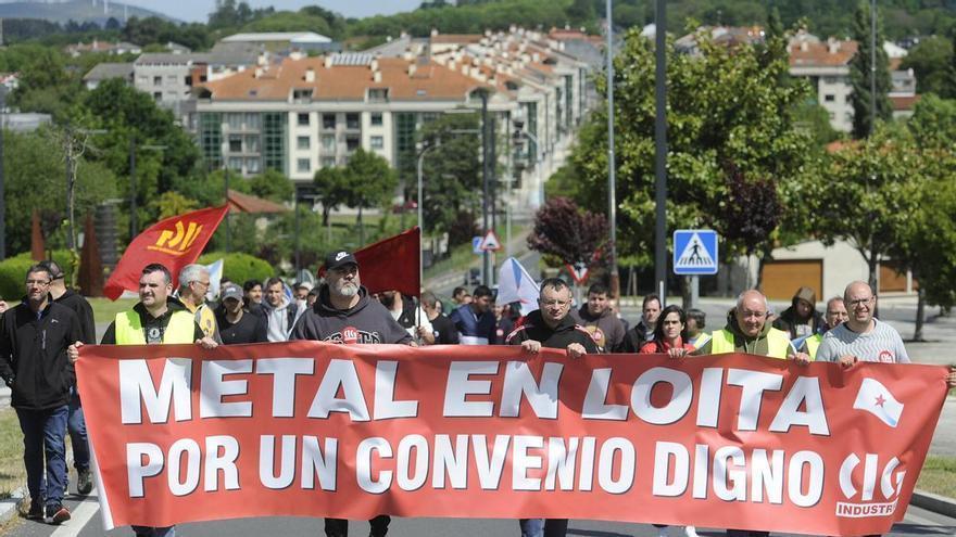 Más del 90% de las empresas del polígono Lalín 2000 secunda la primera jornada de huelga en el metal