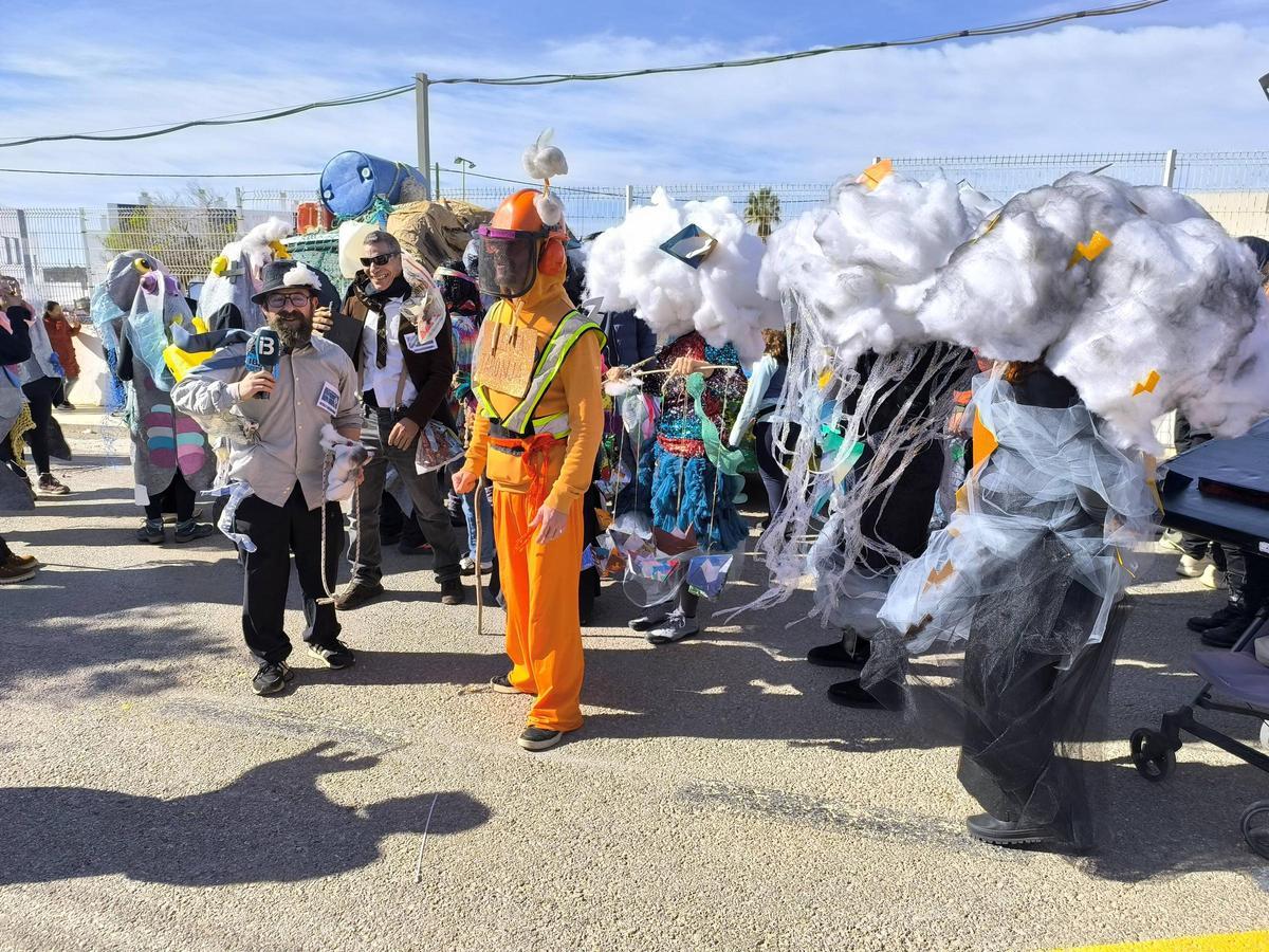 El grupo 'Alerta Naranja' trató la actualidad con mucha creatividad