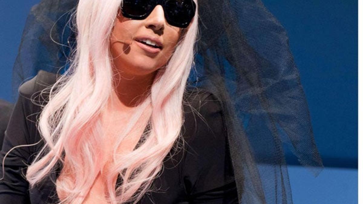 Gafas de sol con cámara de Lady Gaga