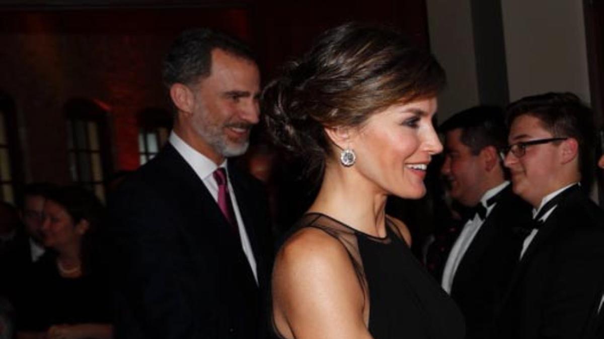 Letizia Ortiz en Estados Unidos con vestido de Carolina Herrera