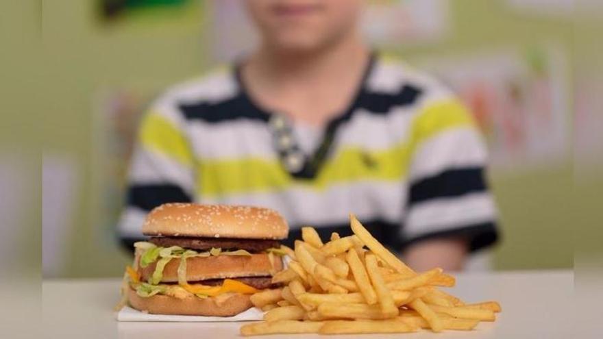 Cerca del 40% de los niños de entre 3 y 8 años padece obesidad