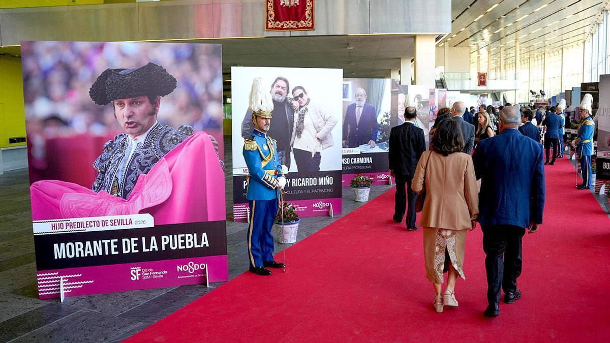 Vídeo | Así ha sido el photocall de las Distinciones y Medallas de Sevilla 2026 en Fibes
