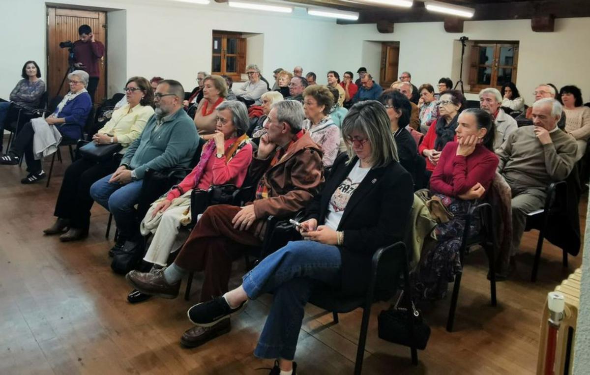 Cauce reúne tras dos décadas a los impulsores de "Luna de Abajo"