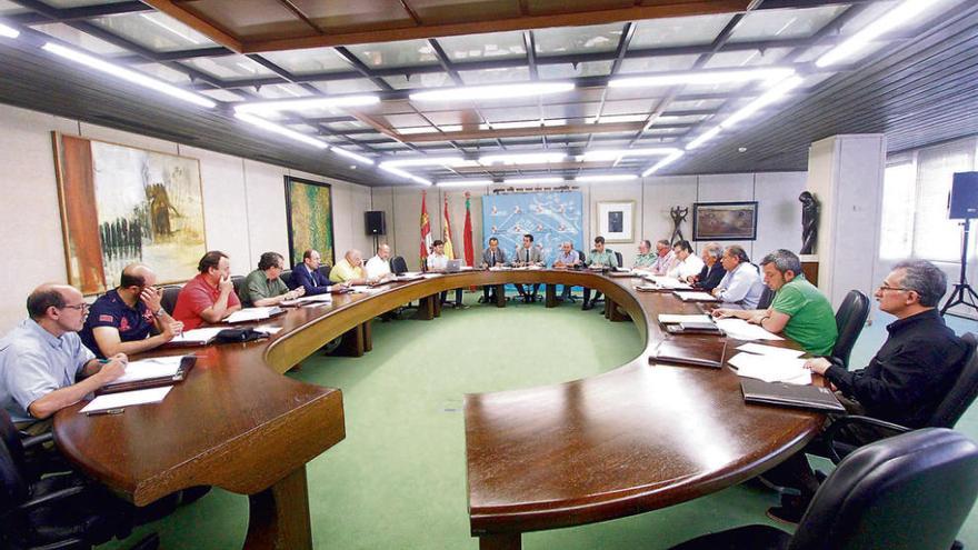 Consejo Territorial de Caza reunido ayer en la Delegación de la Junta de Castilla y León en Zamora.