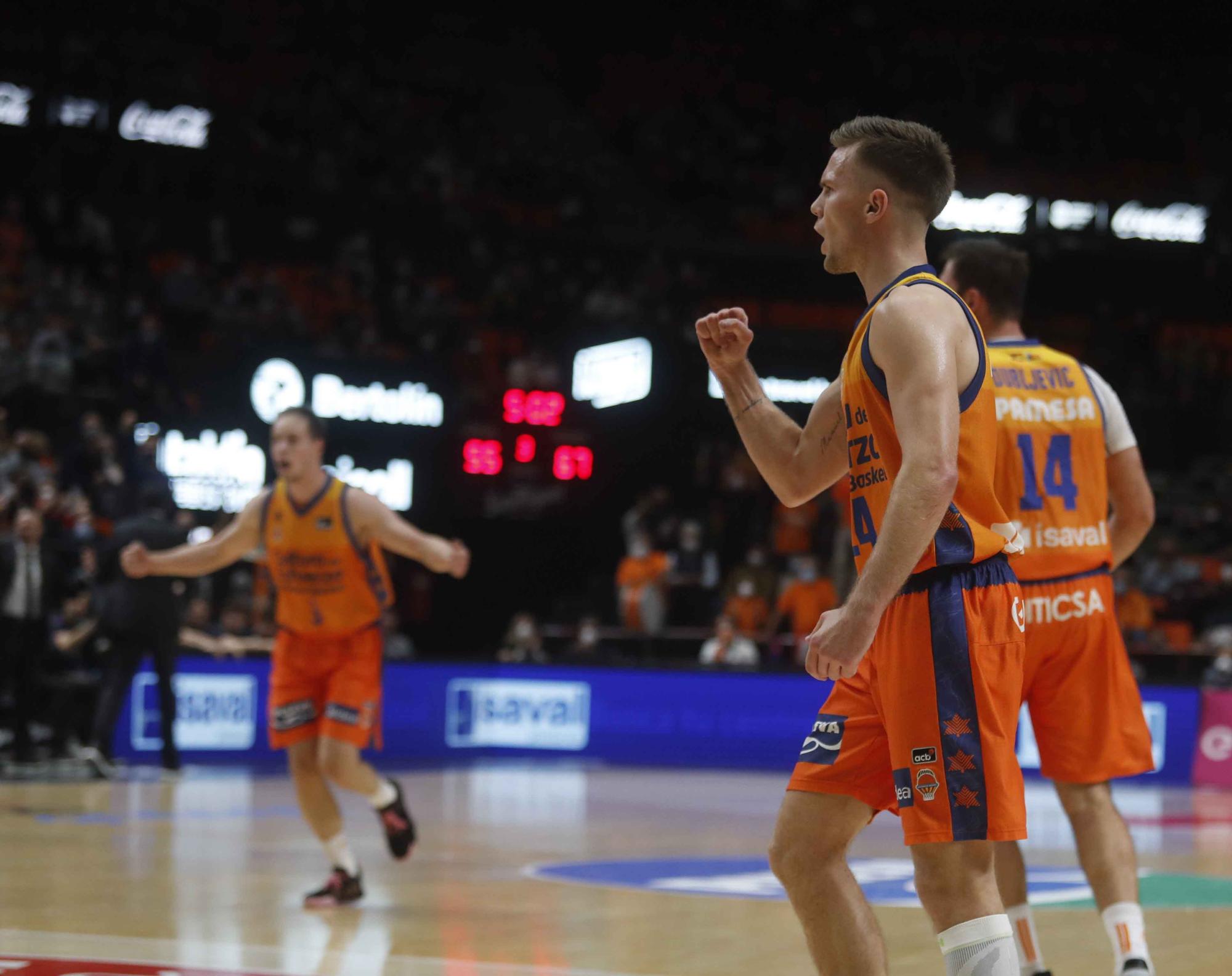 Espectacular remontada de Valencia Basket frente al Surne Bilbao