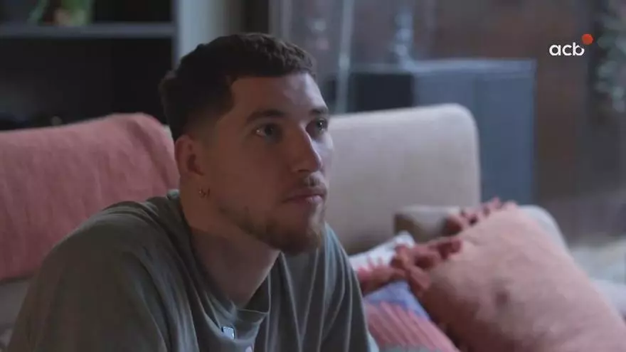 La liga Endesa presenta Behind the Game con...Joel Parra