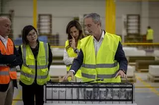 La china TDG enciende en Zaragoza su primera línea de ensamblaje de baterías y avanza en su desembarco europeo