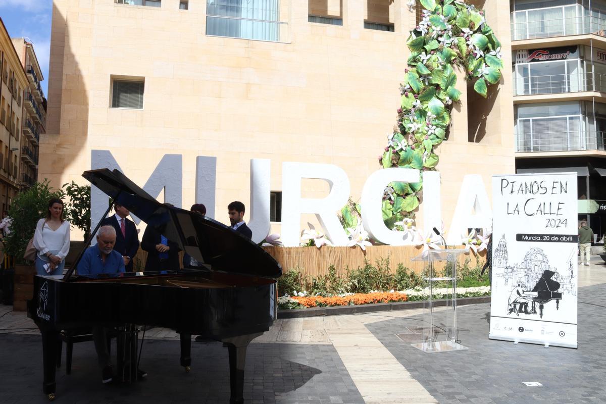 Presentación de la nueva edición de Pianos en la Calle en Murcia