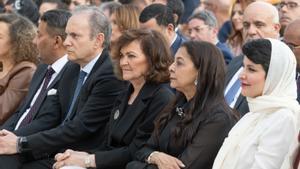 La ministra Carmen Calvo, flanqueada por la embajadora marroquí en España, Karima Benyaich y el director del festival, Abderrafia Zouiten
