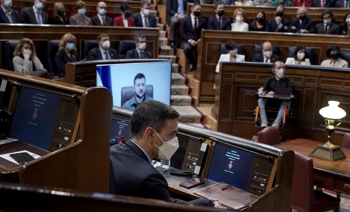 Intervención de Zelenski en el Congreso, este martes.