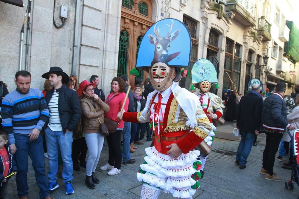 Carnaval 2019 en Galicia| Salen los cigarrones por las calles de Verín. // I. Osorio