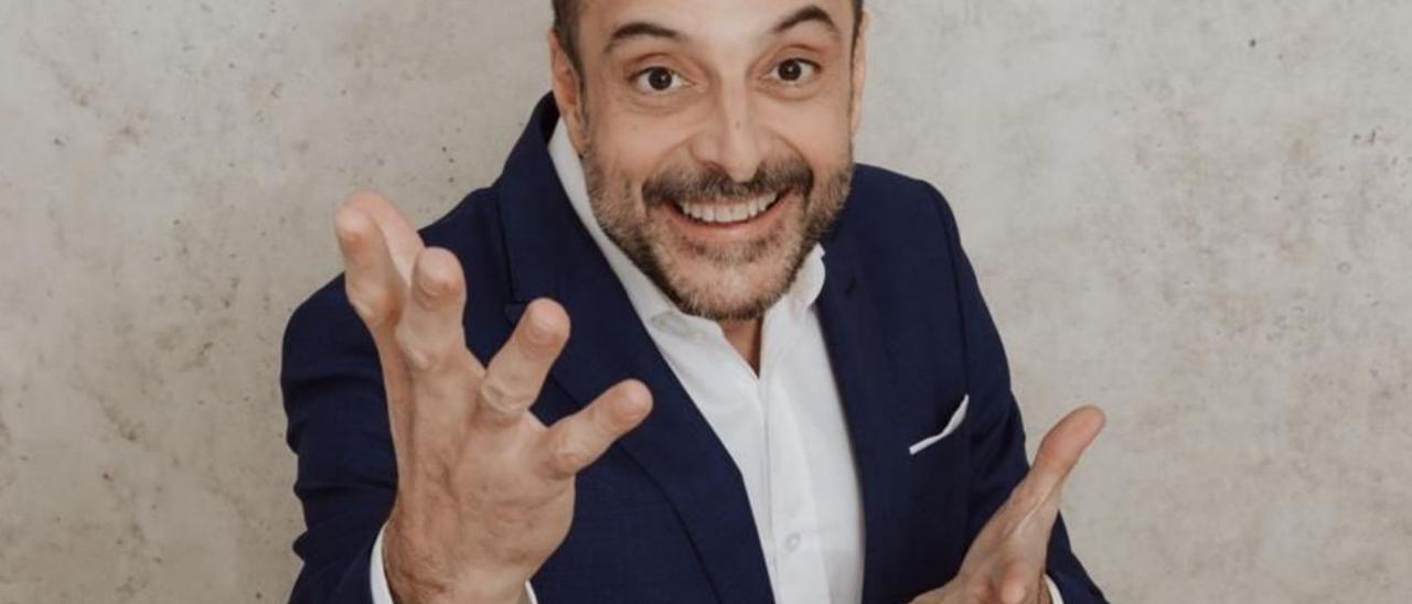 El presentador, actor y humorista Roberto Vilar.