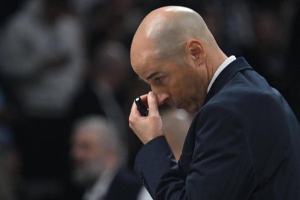 Joan Peñarroya accedió a dirigir a un Partizan deshauciado y posiblemente saldrá rebotado