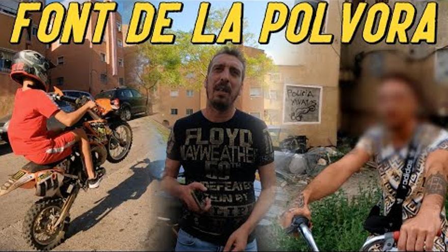 Zazza, el ‘youtuber’ que grava els barris més perillosos, visita la Font de la Pólvora