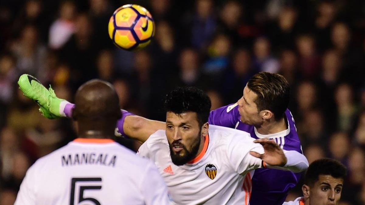 Ezequiel Garay podría fichar por la Juventus