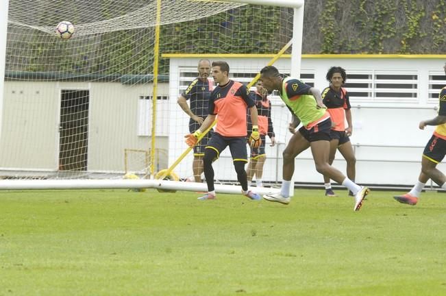 ENTRENAMIENTO DE LA UD LAS PALMAS EN BARRANCO ...