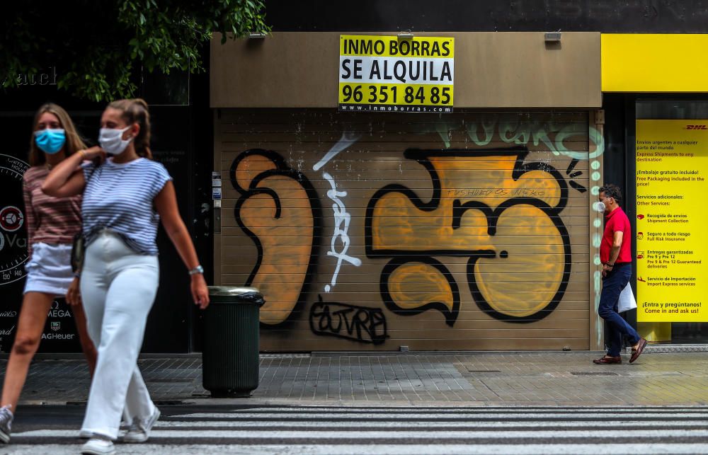 La crisis del coronavirus arrasa con los negocios del centro de València