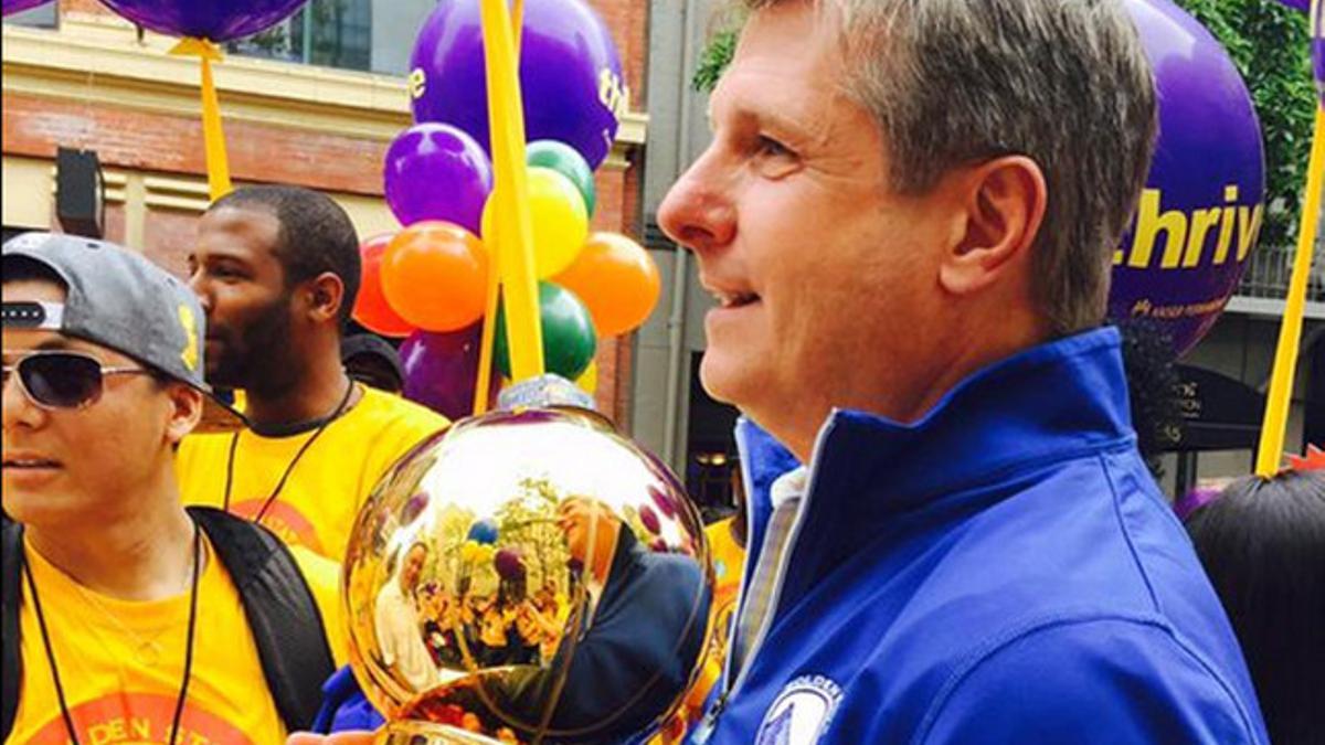 Los campeones de la NBA estuvieron presentes en el Pride Parade del Orgullo Gay