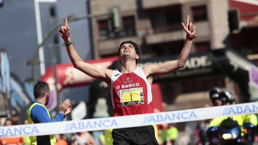 Alejandro Fernández, atleta del Adas Barco. // Adrián Irago