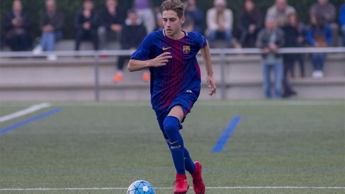 Robert Navarro en un partido de esta temporada con el Cadete A