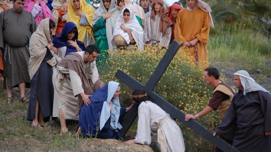 El Paso de Riogordo, un auto religioso que une a políticos de todos los colores