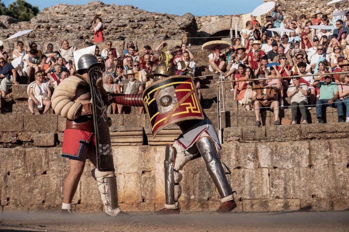 Luchas de gladiadores en la capital extremeña.