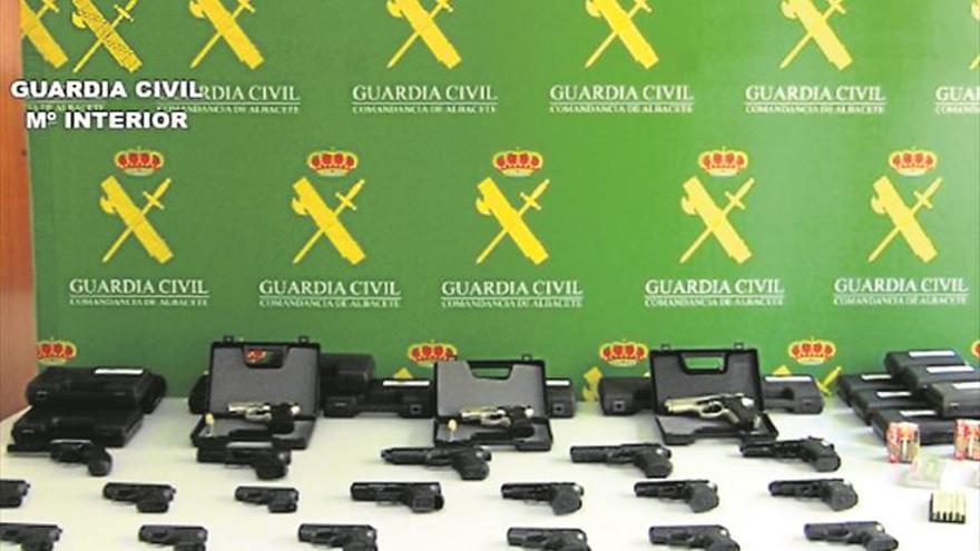 Dos arrestos en Aragón en una operación contra el tráfico de armas