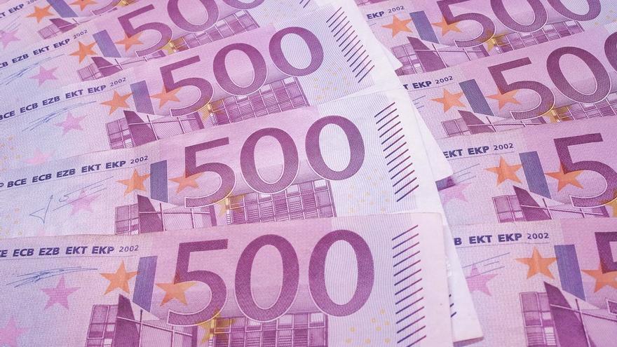 Billetes falsificados de 500 euros: una banda introdujo dinero falso en Valencia y Alicante, además de en otras provincias españolas.