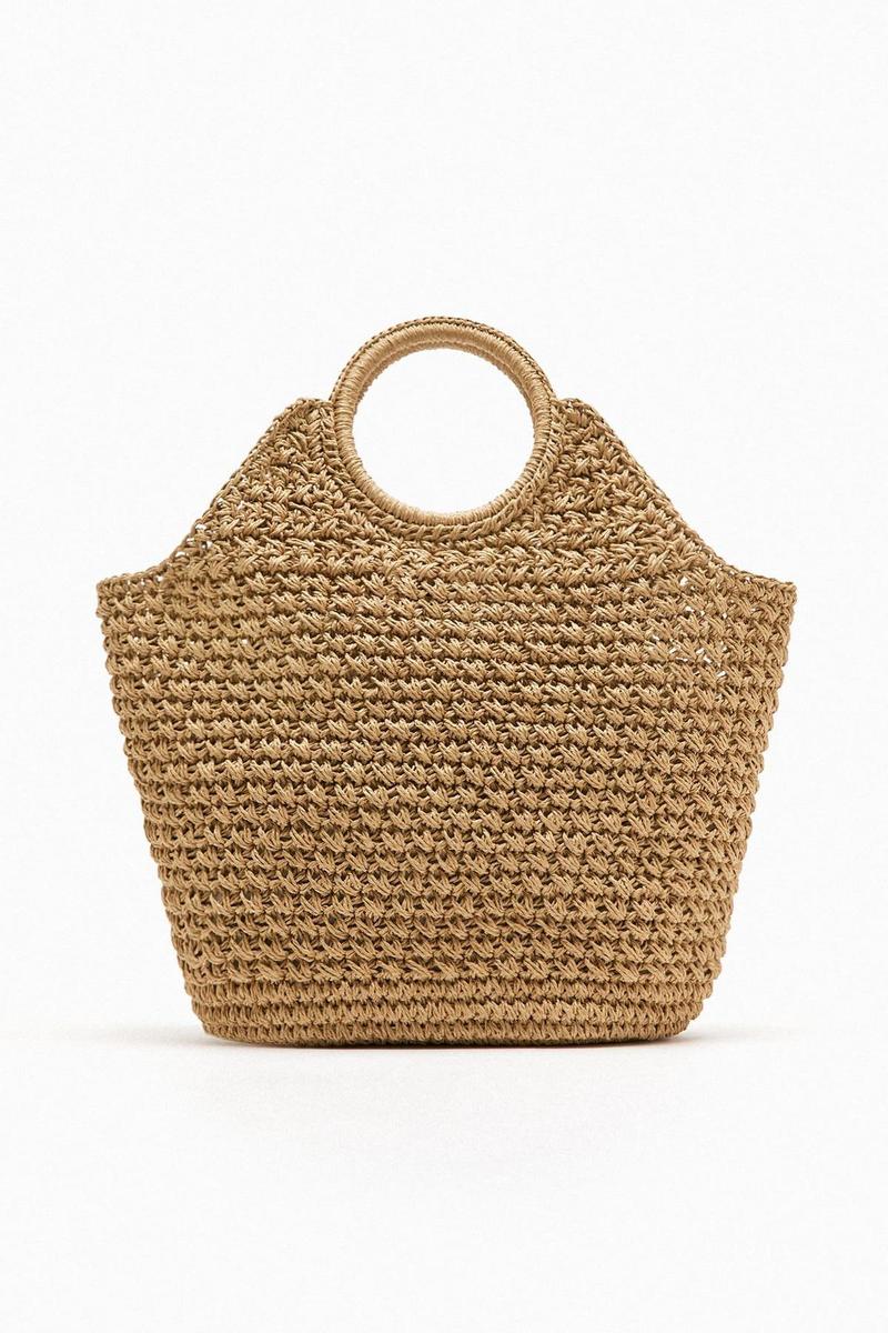 Bolso shopper de rafia, de Zara