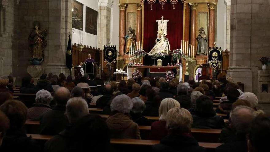 El novenario de Nuestra Madre se inicia en San Vicente