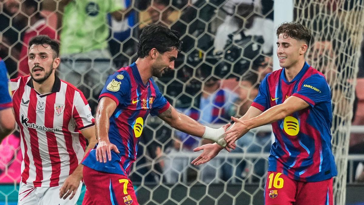 Los jugadores del FC Barcelona, Fermín y Ferran, celebrando el primer gol ante el Athletic en la semifinal de la Supercopa de España
