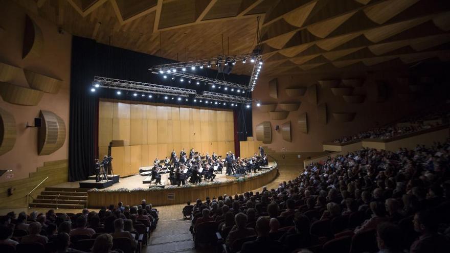 Concierto de la Orquesta Sinfónica en el Palacio de la Ópera.