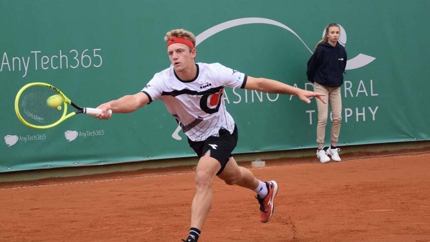 El malagueño Davidovich juega hoy ante el español Carlos Taberner.