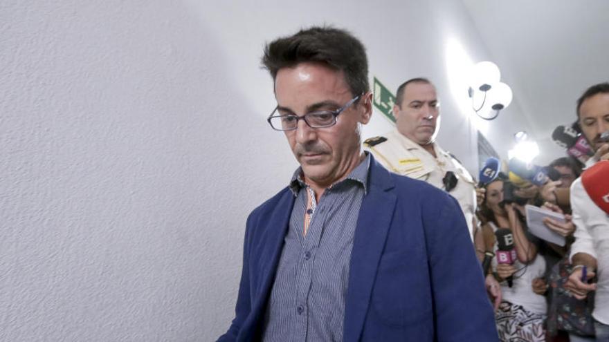Rodrigo de Santos desvela que Rodríguez le entregó un sobre con dinero negro
